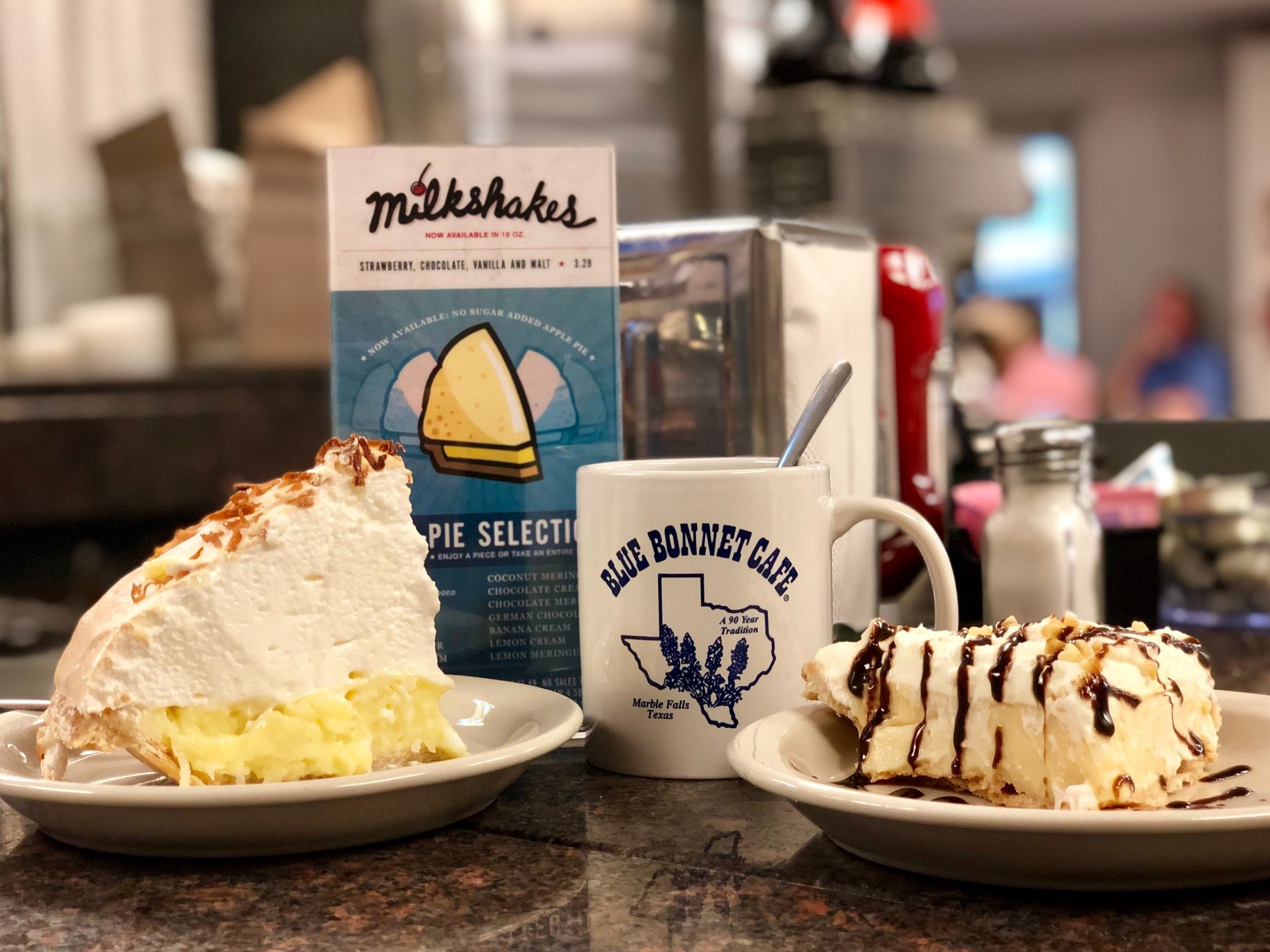 Bluebonnet Café
