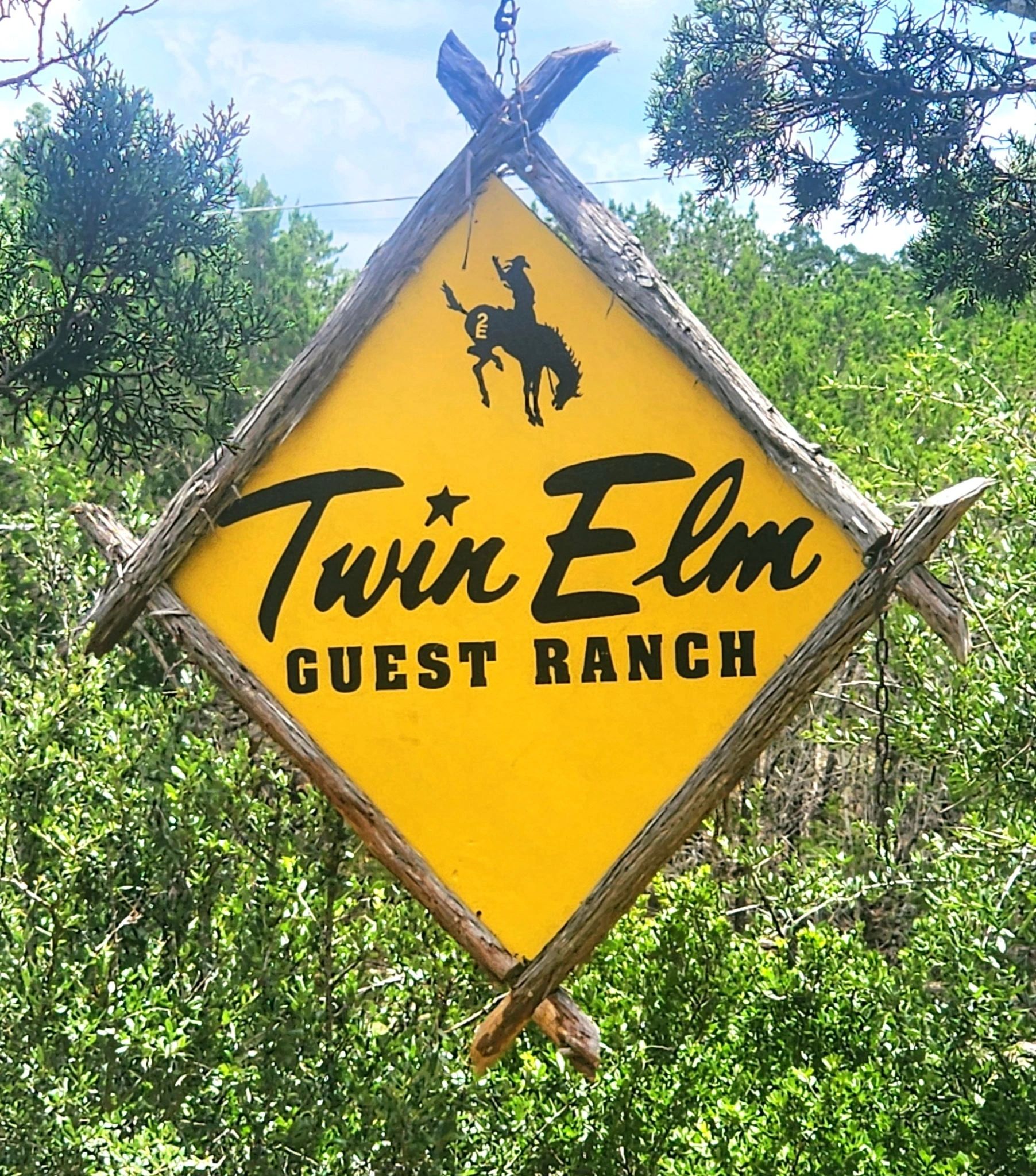 Twin Elm Guest Ranch (Ranches)